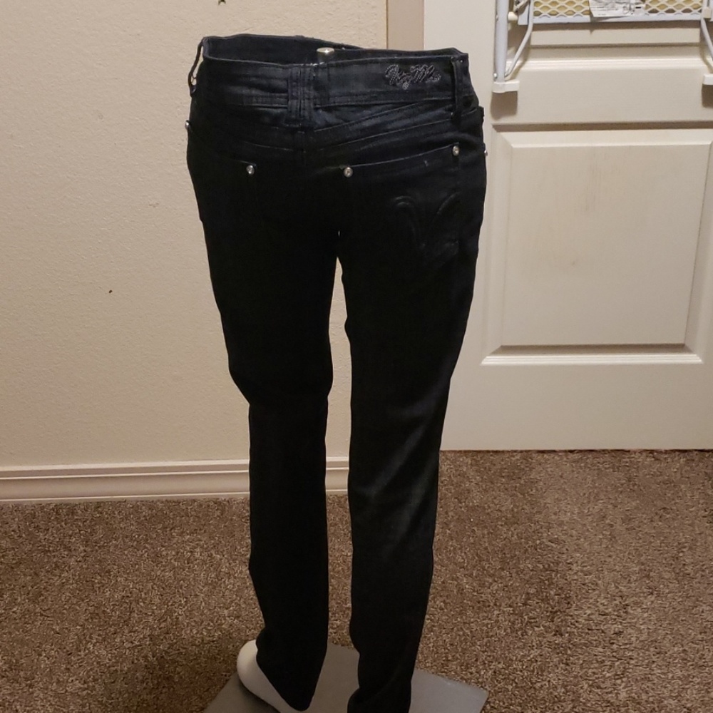 Itz me Jean's